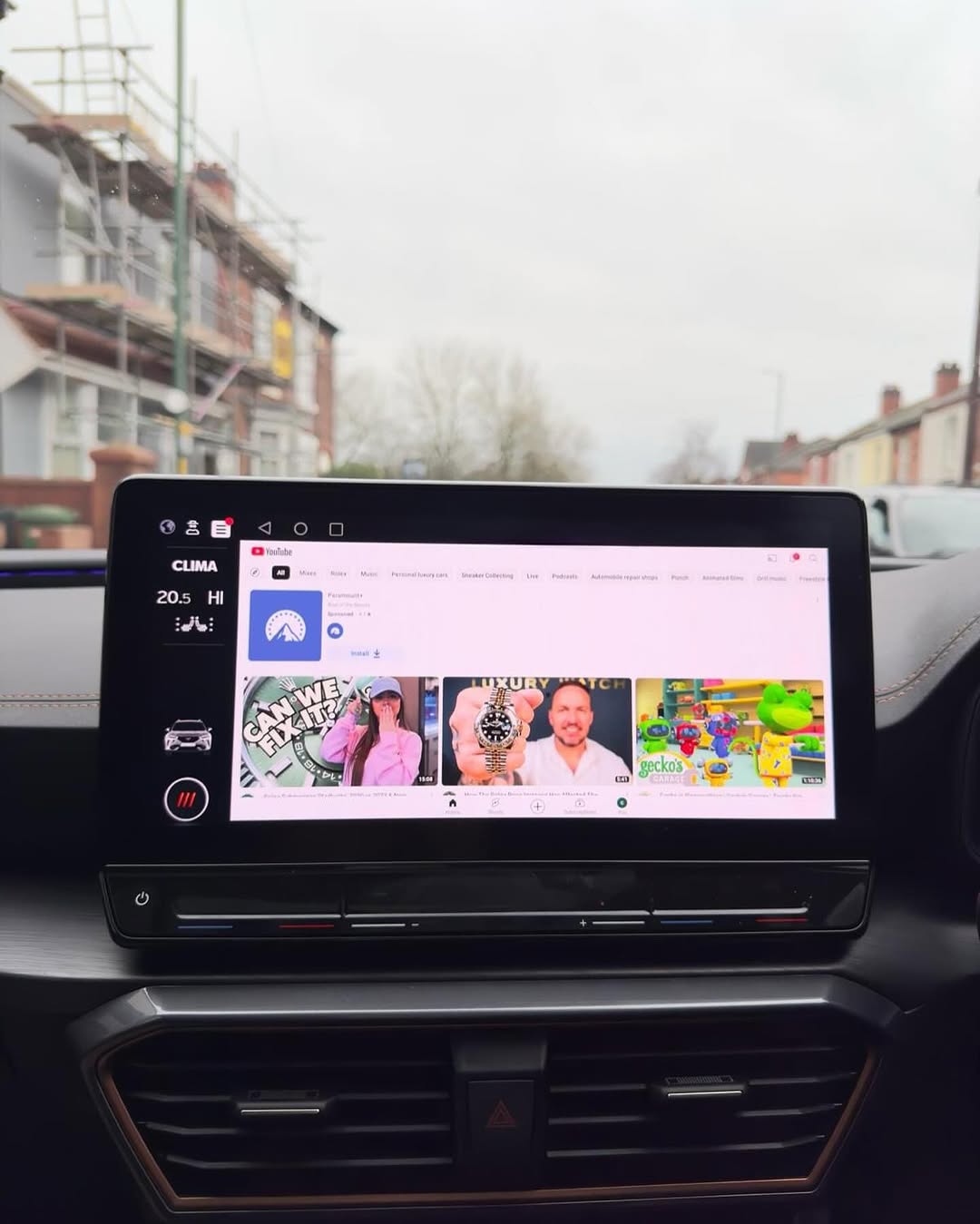 Youtube & Netflix AI-Box compatible with Cupra cars
