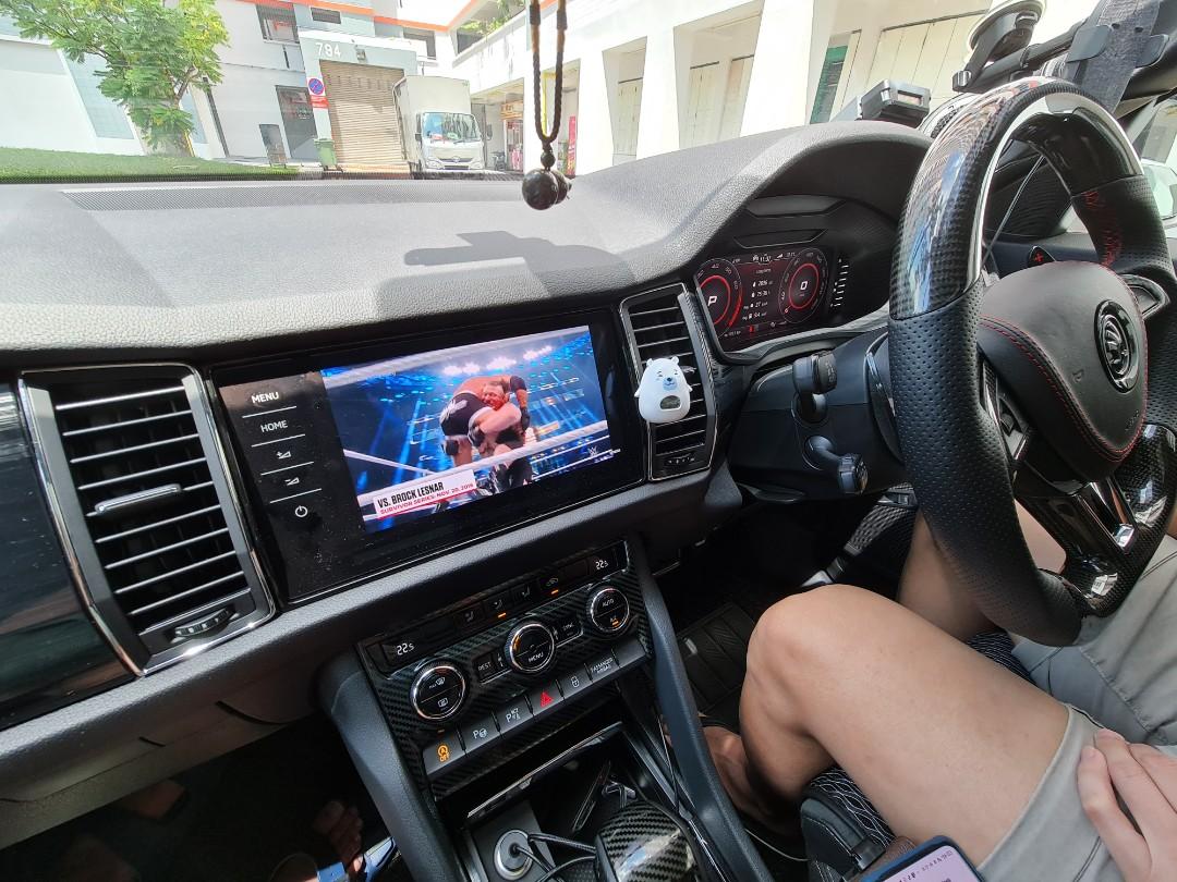 AI-Box YouTube et Netflix pour Skoda